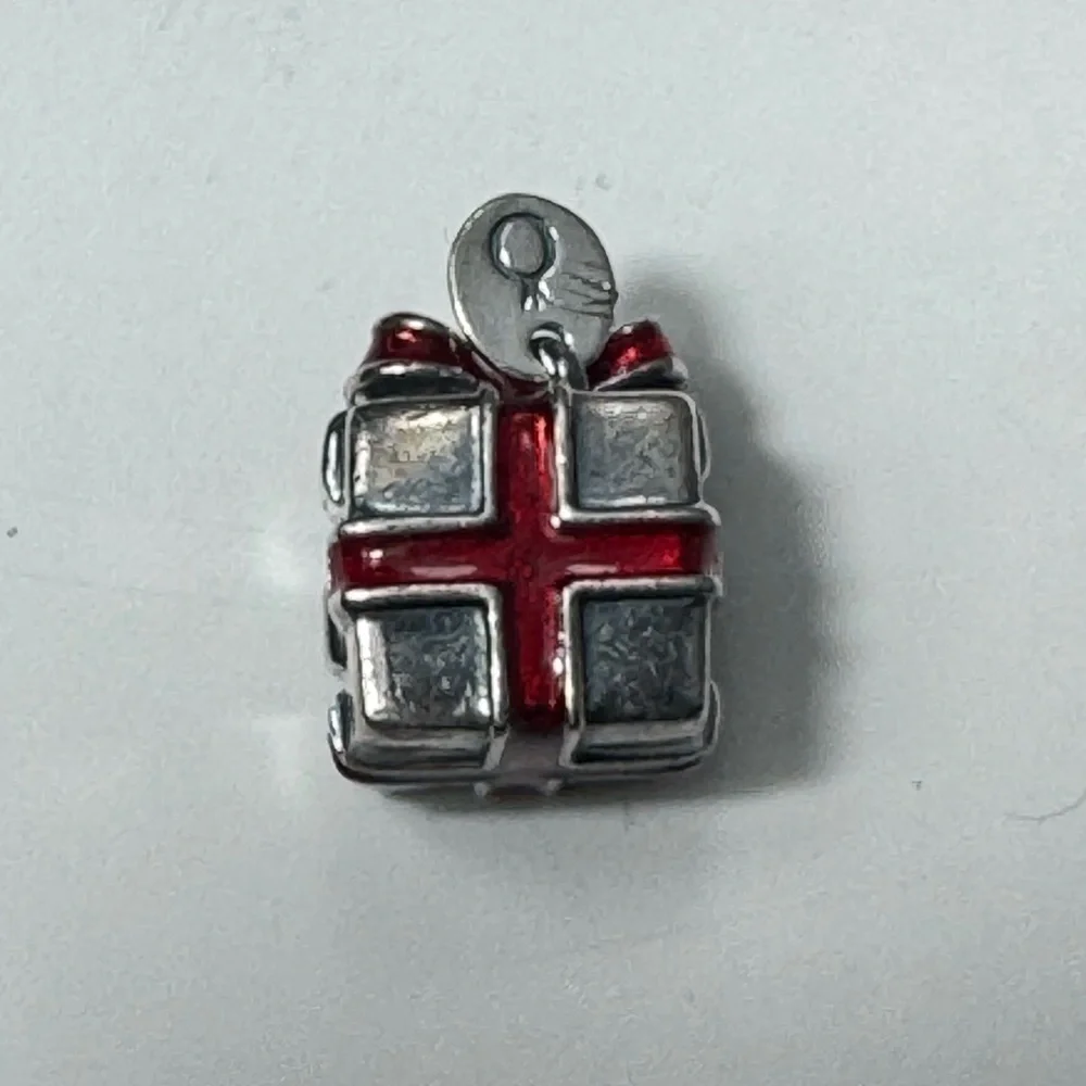 Pandora Precious Gift Present Charm Sterling Silver S925 ALE Red Enamel Gift Box - Picture 4 of 5